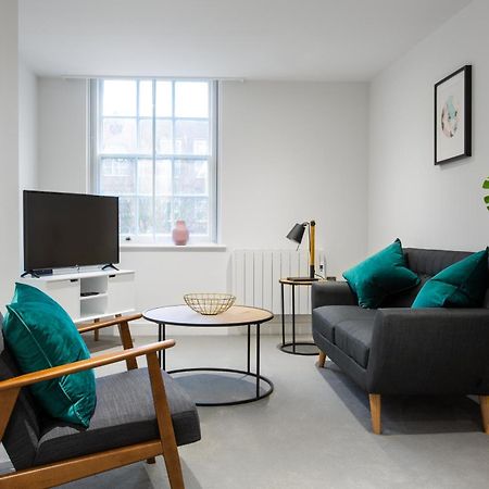 Queens Park By Viridian Apartments Londra Esterno foto