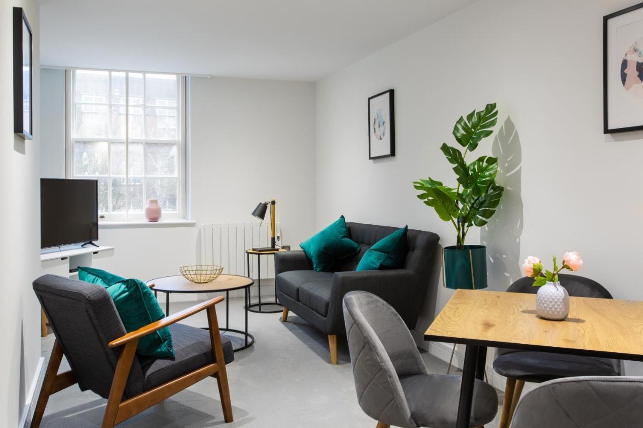 Queens Park By Viridian Apartments Londra Esterno foto
