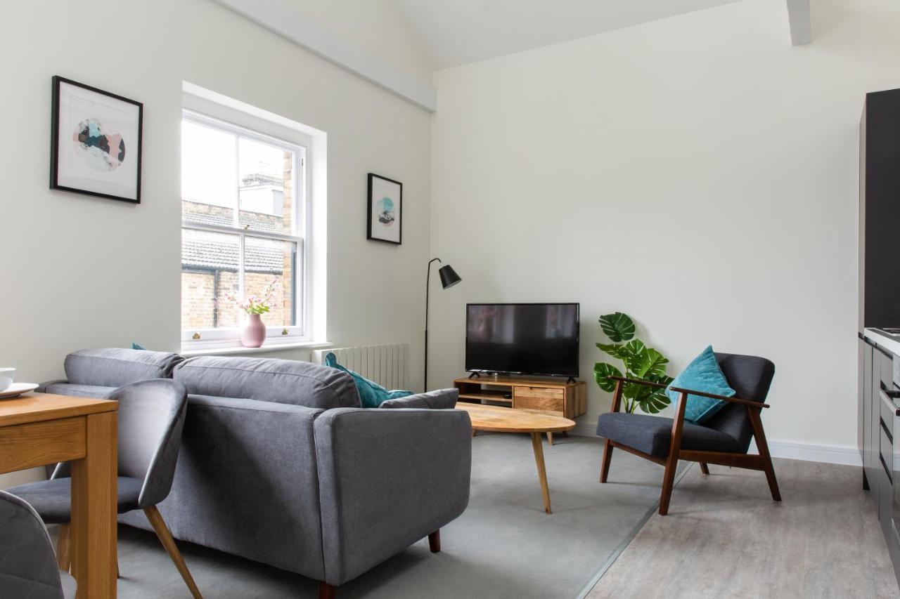 Queens Park By Viridian Apartments Londra Esterno foto