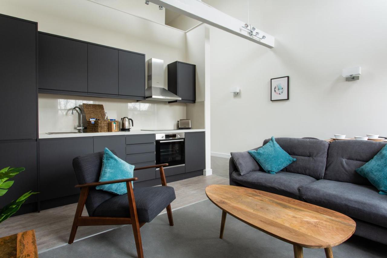 Queens Park By Viridian Apartments Londra Esterno foto